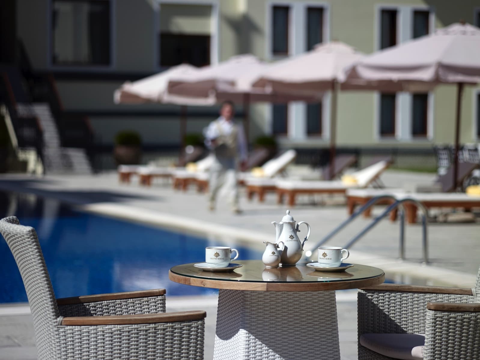 pool lounge grand serai ioannina greece 003