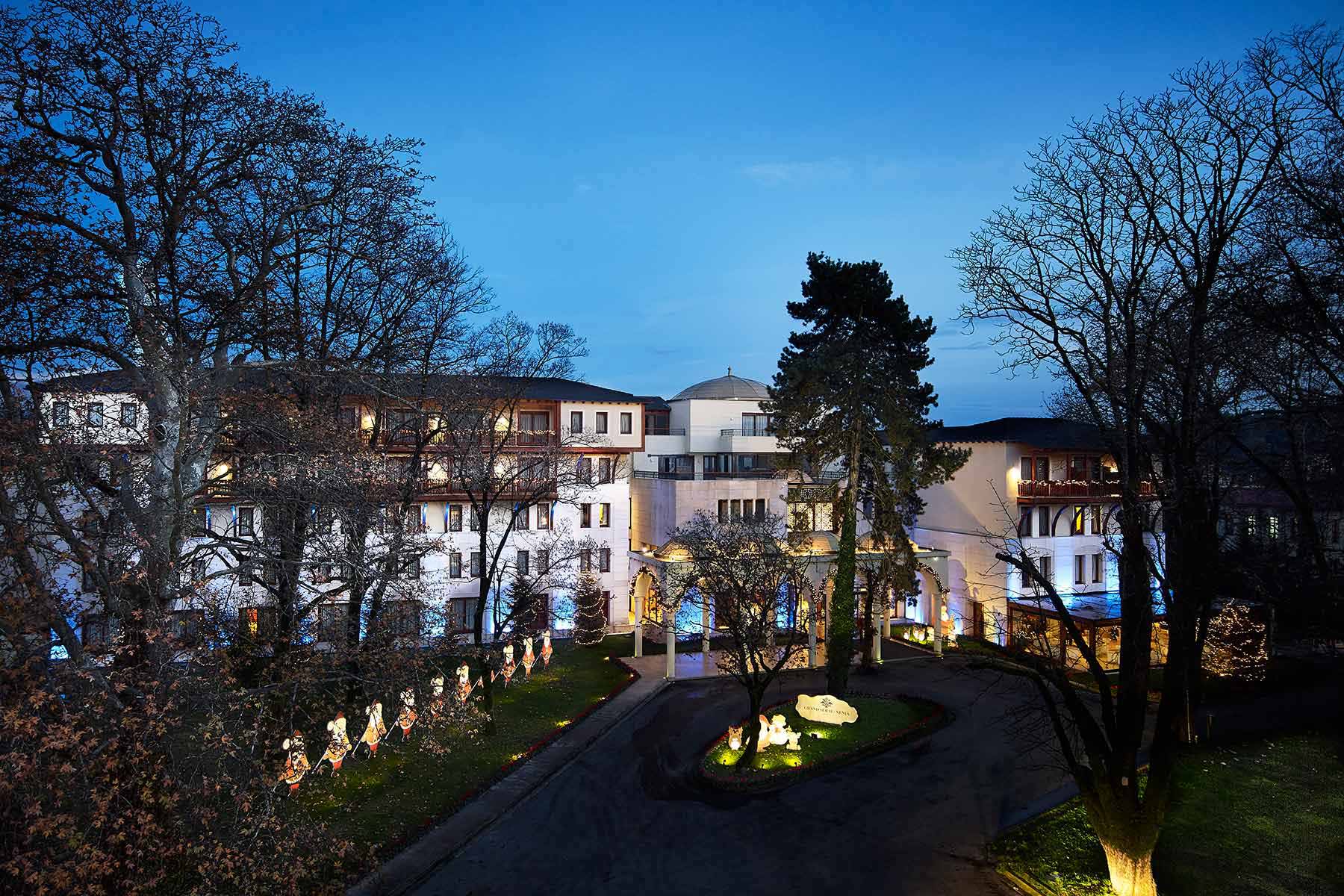 grand serai christmas ioannina grece 10