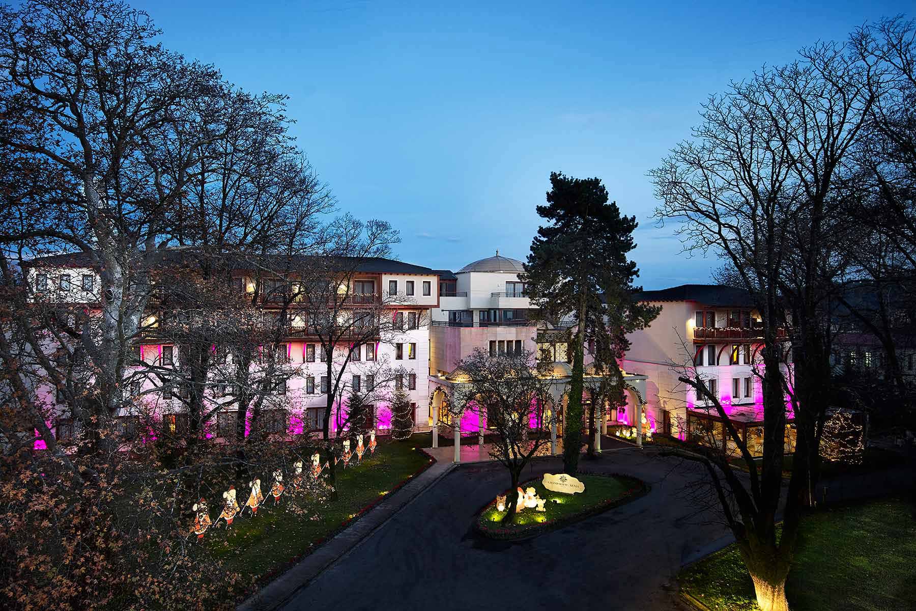 grand serai christmas ioannina grece 9